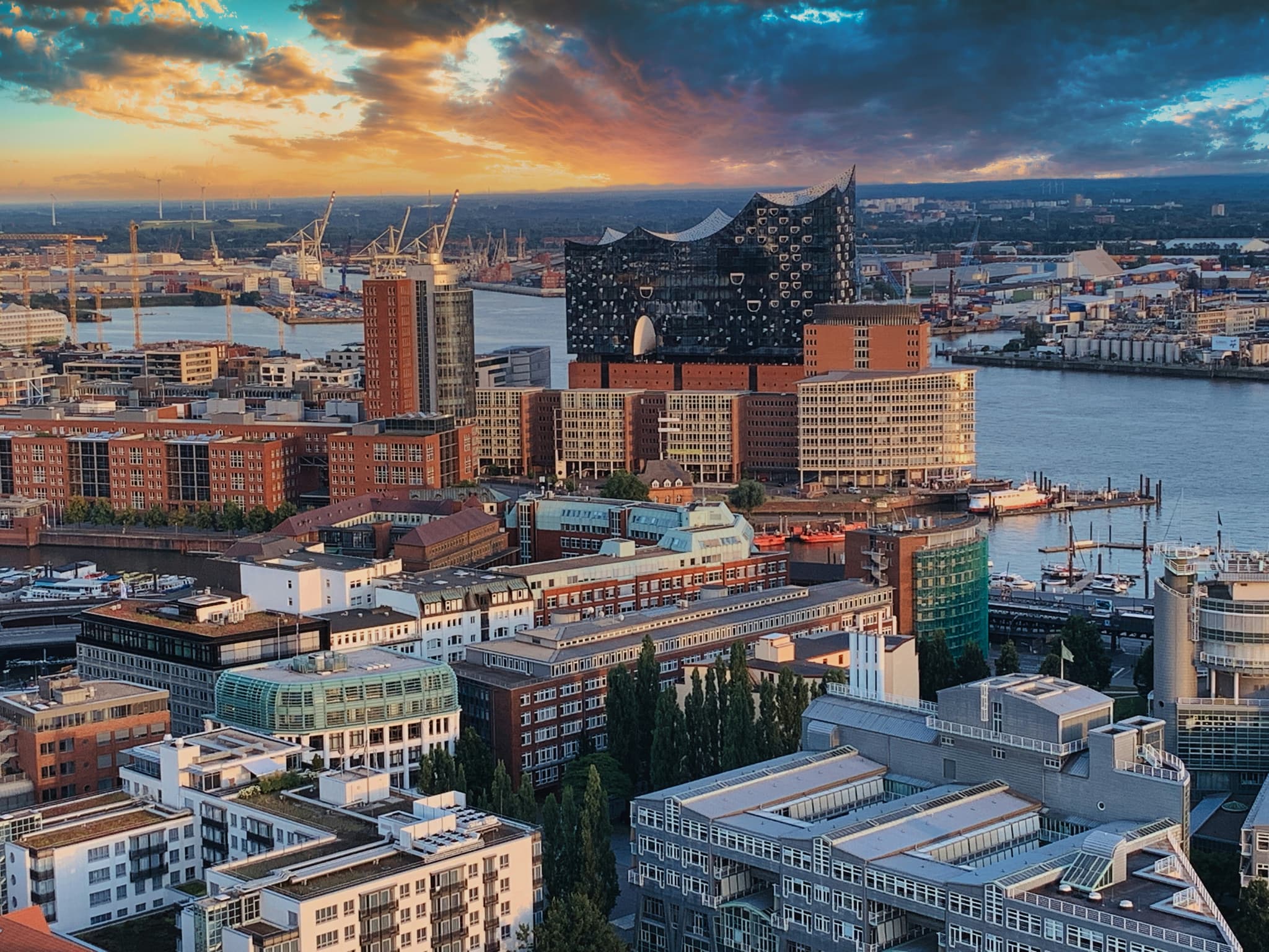 Büro mieten in Hamburg 2025: Mietpreise, Top-Lagen & Tipps